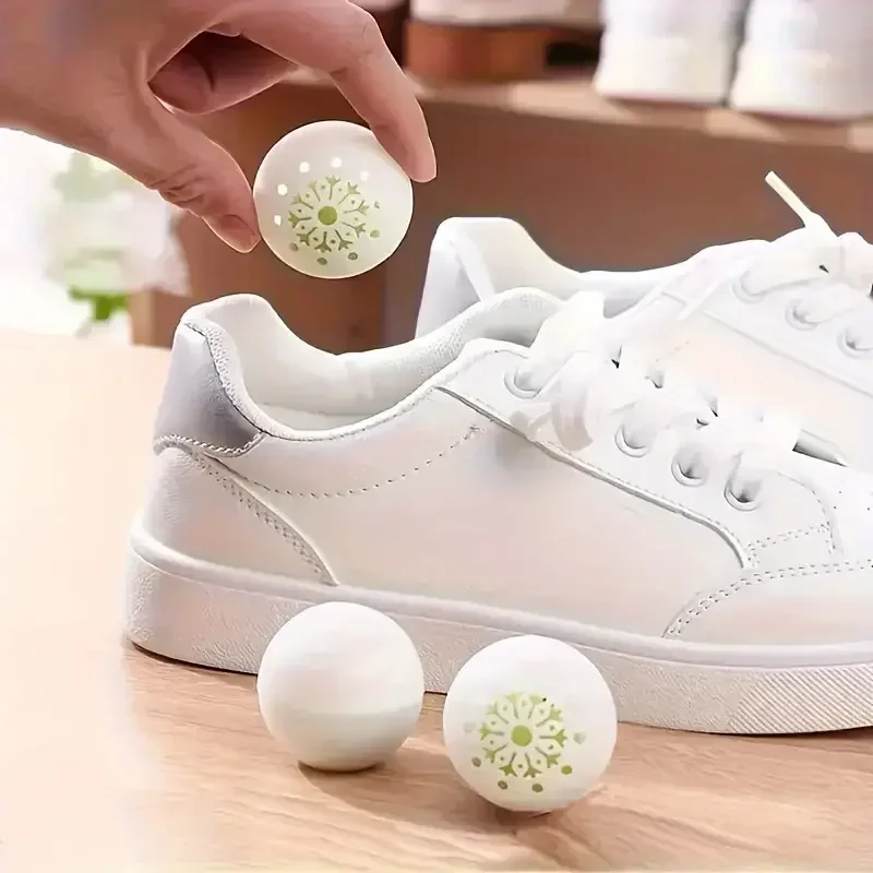 Perlengkapan pembersih pewangi - Shoe Deodorizer Ball ulasan dan harga